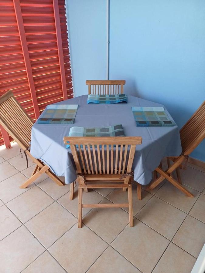 Appartement F2 Avec Piscine Saint-Andre Exterior photo